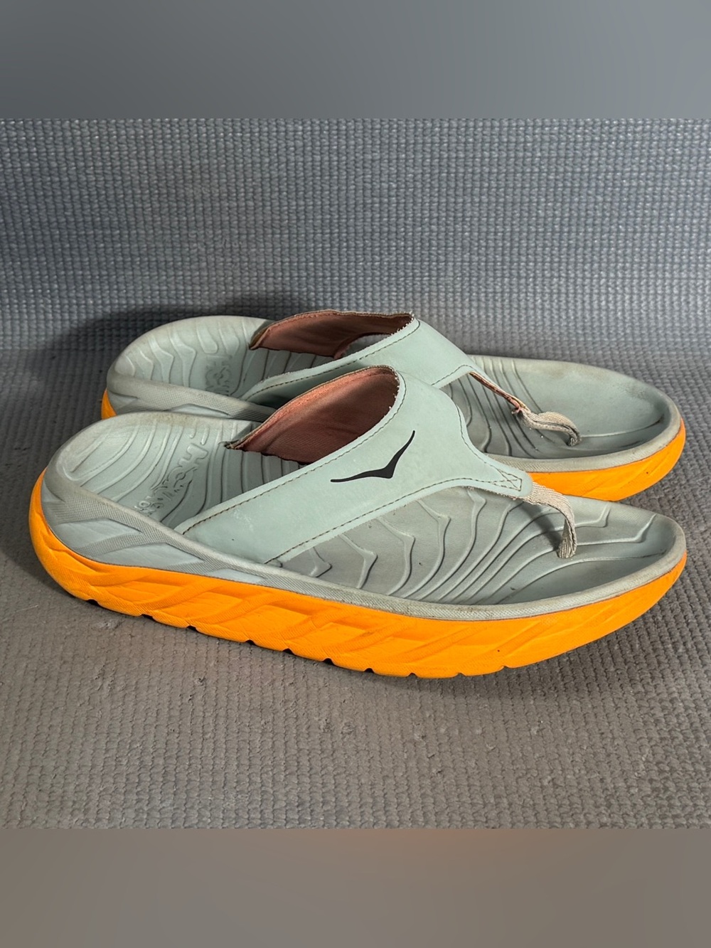 Hoka One One Ora Recovery Flip Flop Sandals Women's Sz 9 Blue Haze - Picture 2 of 10
